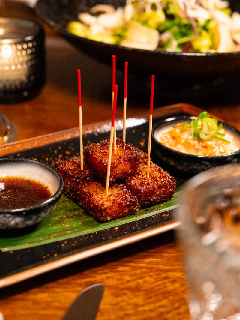 CRISPY RICE & SALMON TATAR